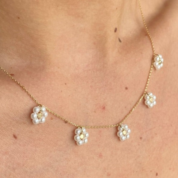 beaded flower necklace