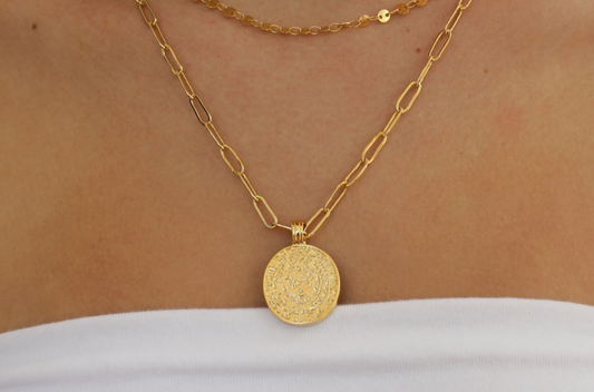 textured coin link chain necklace
