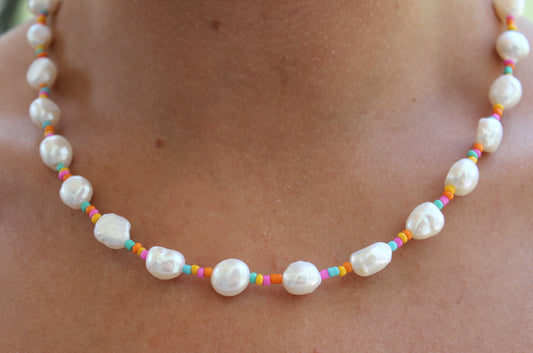multicolored freshwater pearl neckace